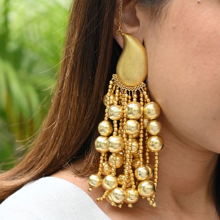 Latest Design Earrings For Lehenga in hindi | latest design earrings for  lehenga | HerZindagi